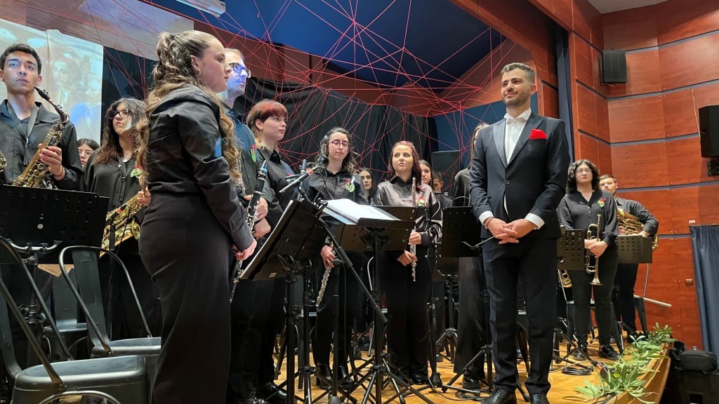 Αξέχαστη καλλιτεχνική εμπειρία η «Μουσική Πινακοθήκη» με την Γωγώ Μπρέμπου στο Μεσολόγγι