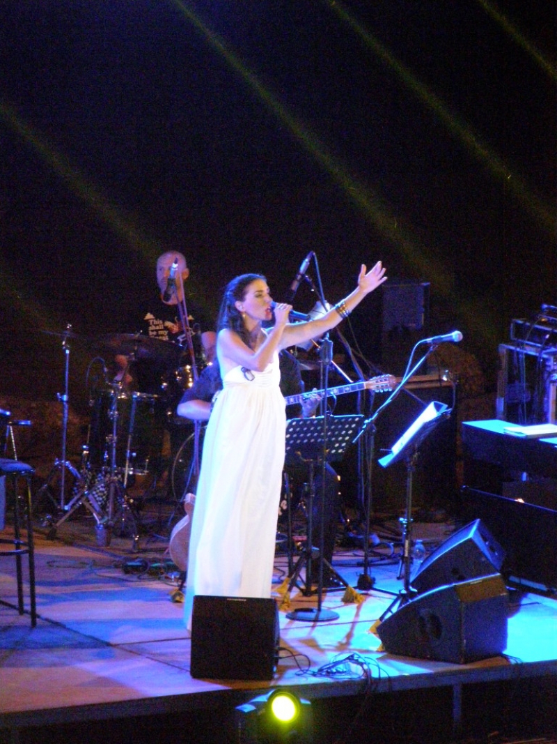 Δάρρα-Παπαδημητρίου: «Στο φως του φεγγαριού» (Βίντεο - Φώτο)