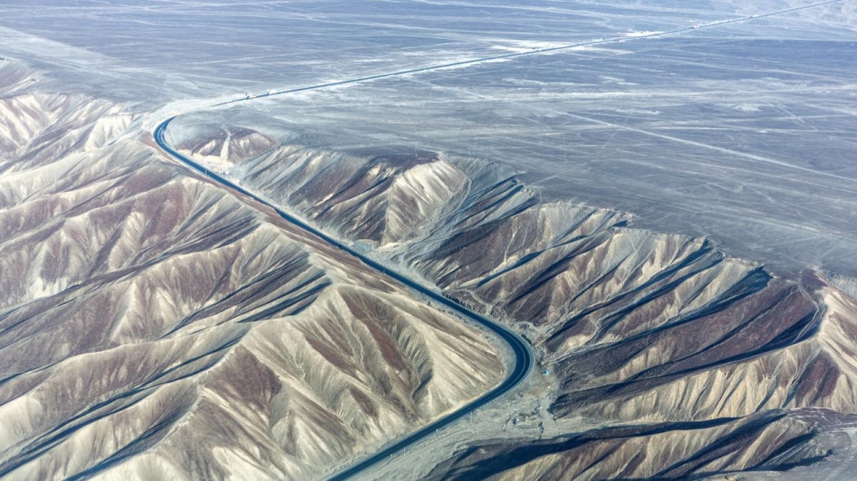 Αυτός είναι ο μακρύτερος δρόμος στον κόσμο (βίντεο)