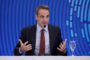 Κυριάκος Μητσοτάκης: «Οι 900.000 μετανάστες στην Ελλάδα το 2015, έγιναν 17.000 το 2022»