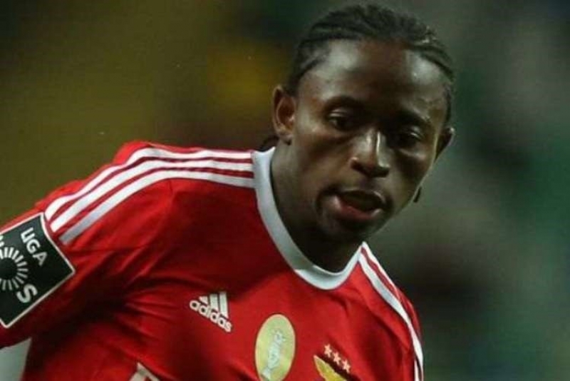 Η... σφαίρα Μπάουκε για «αντι-Βίγια»!