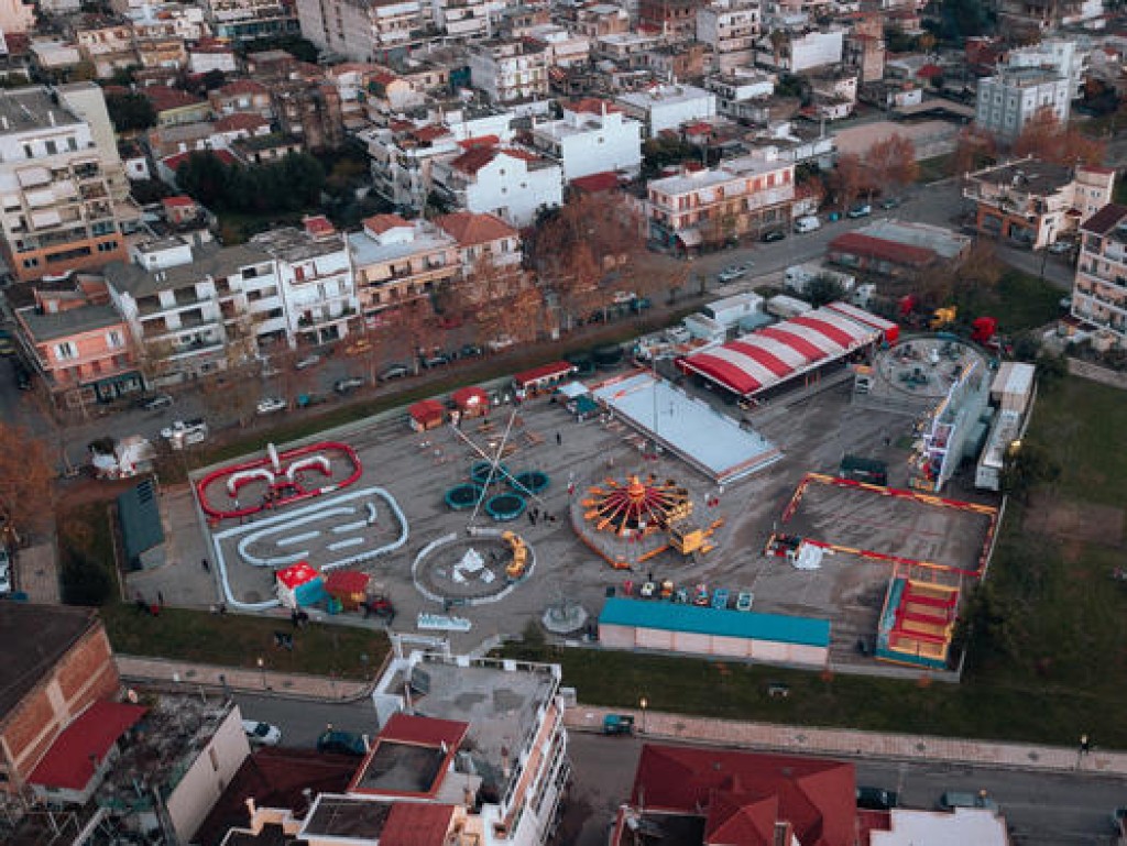 Αγρίνιο: Ονειρεμένα Χριστούγεννα στη «Μαγική Αυλή» - Από τις 7 Δεκεμβρίου «χτίζουμε» παραμυθένιες αναμνήσεις