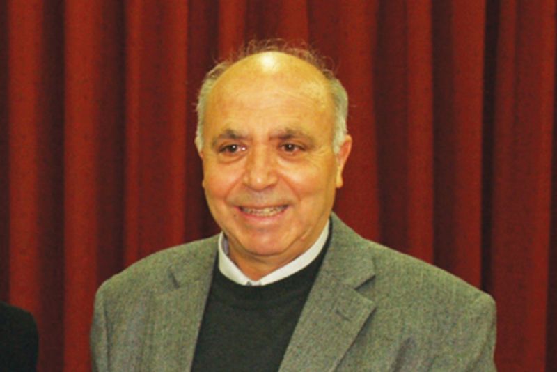 Σταύρος Σταυρίδης: «Θέλω να δημιουργήσω ένα και μόνο βιβλίο που να διαβάζεται στην πόλη μου.. μου αρκεί η πόλη μου»