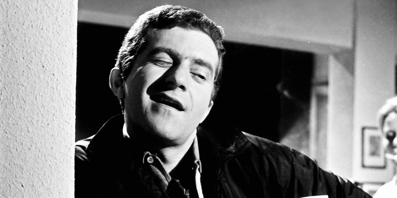 To βίντεο αφιέρωμα της Φίνος Φιλμ για τα 15 χρόνια από τον θάνατο του Α.Τζανετάκου (βίντεο)