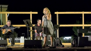 Μουσική βραδιά με τη Χρυσούλα Στεφανάκη | Πάλαιρος 03.08.2022 | (Βίντεο)