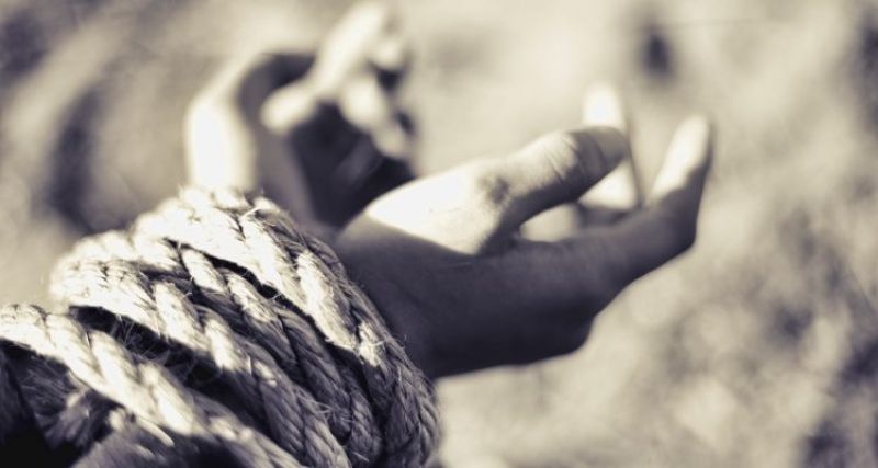 Τα αόρατα σχοινιά της ζωής μας