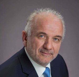 Το μύνημα του Κώστα Λύρου για την Ανάσταση και το Πάσχα