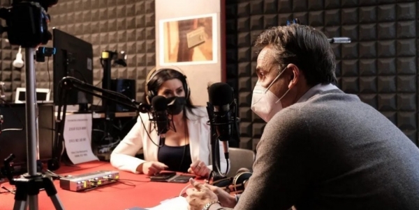 Μητσοτάκης: «Πολύ περιορισμένα Χριστούγεννα φέτος – Άντε με μία οικογένεια ακόμα»