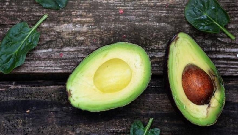 Ποιες “έξυπνες” τροφές να καταναλώσεις πριν το test ή το επαγγελματικό meeting για καλύτερη απόδοση