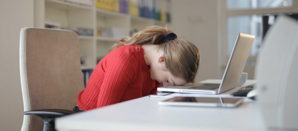 Δείτε τι συμβαίνει στον οργανισμό σας όταν κάθεστε πολλές ώρες