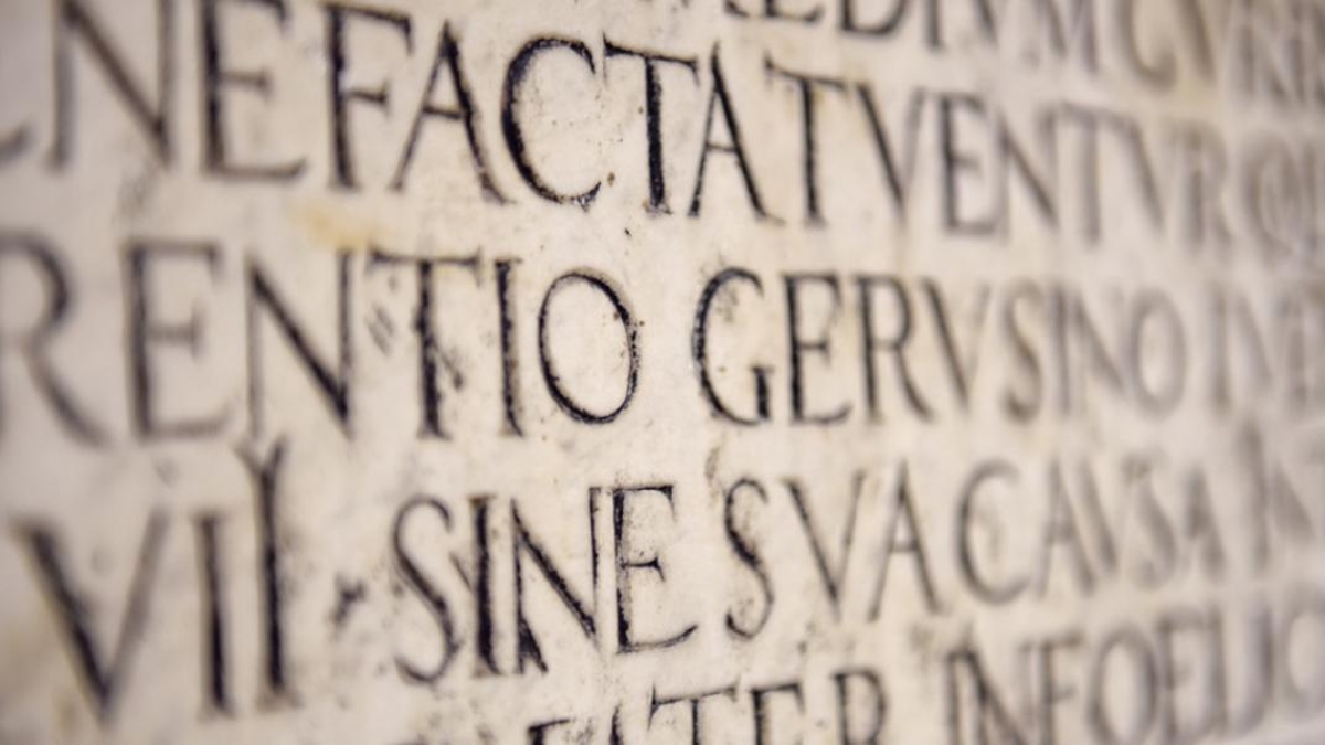 10+5 λατινικές φράσεις που χρησιμοποιούμε ακόμη και η σημασία τους