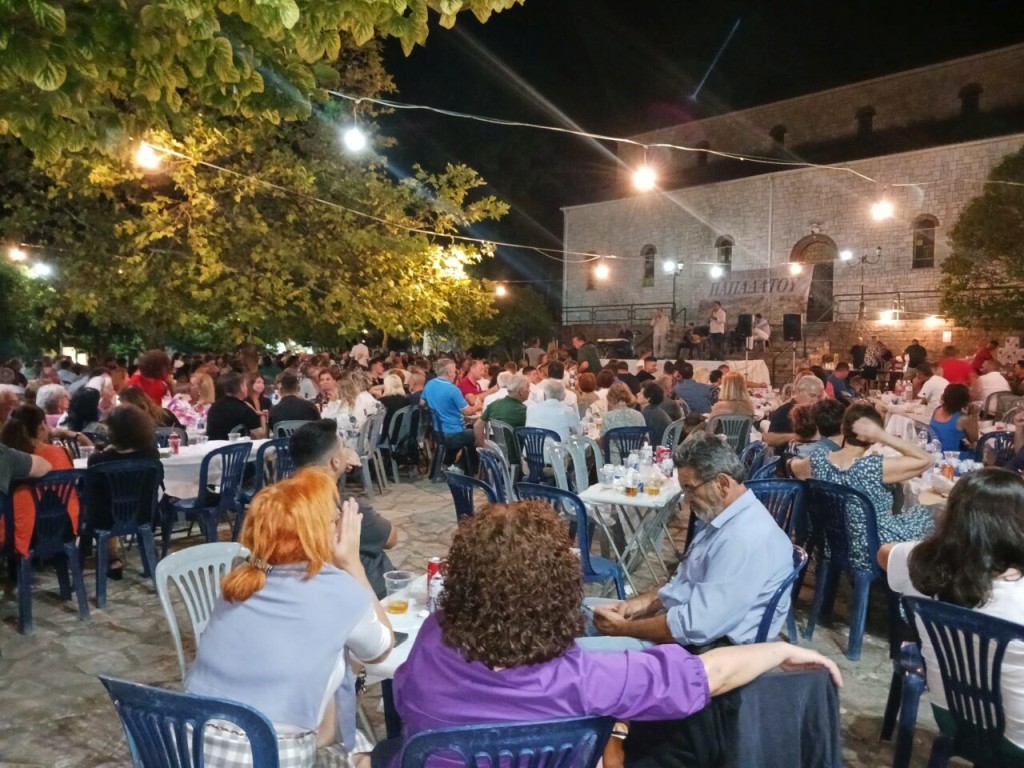 Παπαδάτου Ξηρομέρου: Το πρόγραμμα των εκδηλώσεων του Συλλόγου Παπαδαταίων &quot;Άγιος Νικόλαος&quot; (Κυρ 3 - Τετ 13/8/2025)