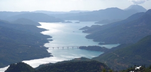 Στην Βουλή το θέμα της ανάπτυξης της λίμνης Κρεμαστών, Βορειοανατολικής Αιτωλ/νίας και Δυτικής Ευρυτανίας