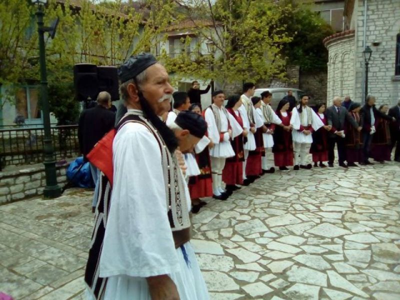 Το “Γαϊτανάκι” στην Ανάληψη στου δήμου Θέρμου (φωτο)