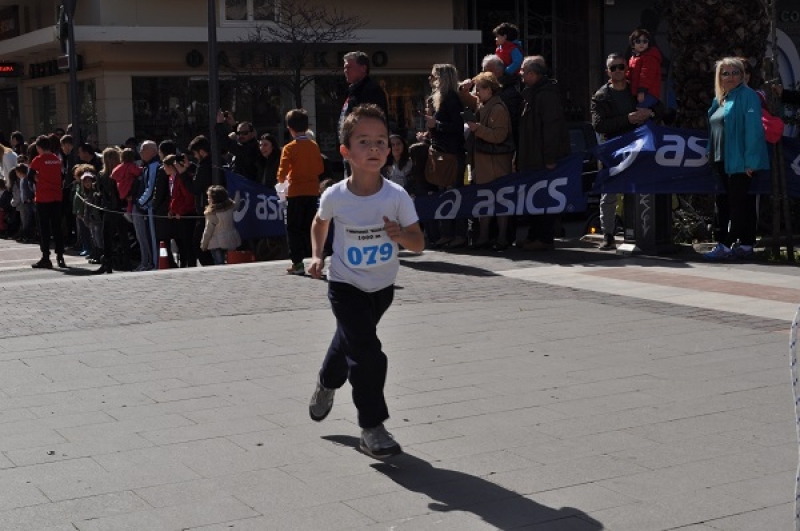 Τερματισμός αγώνα 1 χλμ (φωτό)