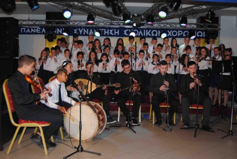 Εντυπωσιακή εμφάνιση του Δημοτικού Σχολείου Δοκιμίου στην 9η Διεθνή Συνάντηση χορωδιών