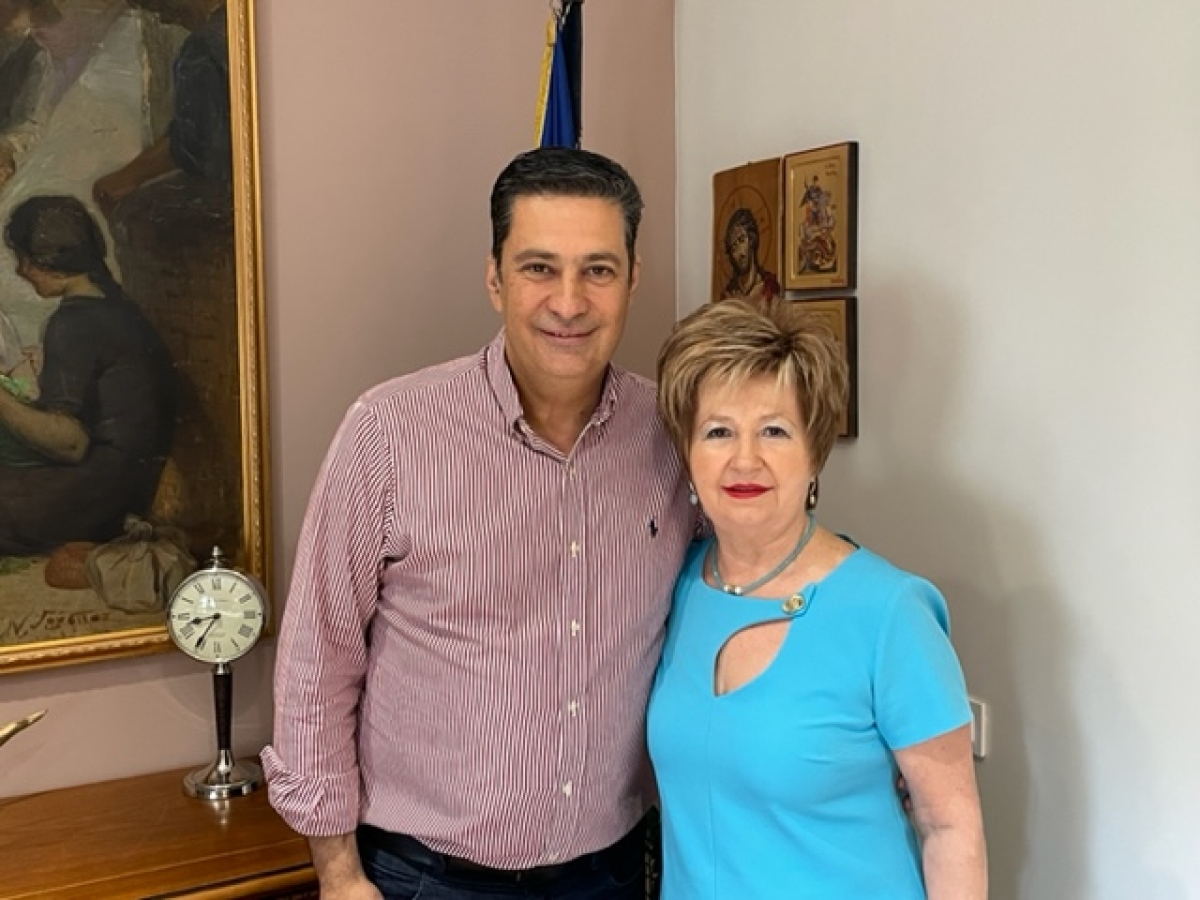 Υποψήφια  με τον Συνδυασμό «Αγρίνιο – Νέα αρχή - Τόπος να ζεις»  είναι η κ. Μαργαριτα Σερπάνου.