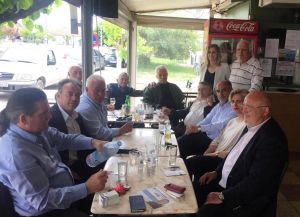 Στην αγορά της Αμφιλοχίας το πρωί του Σαββάτου ο Περιφερειάρχης Απόστολος Κατσιφάρας και οι υποψήφιοι του συνδυασμού «Δυτική Ελλάδα – Δικαίωμα στην Πρόοδο»