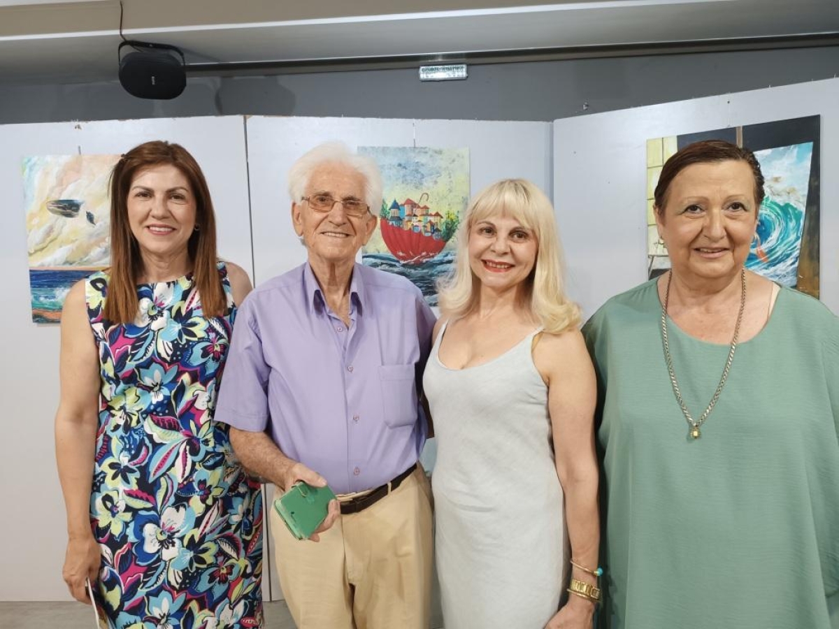 Πραγματοποιήθηκαν στην Παλαιά Δημοτική Αγορά Αγρινίου τα εγκαίνια της έκθεσης &quot;Χρώμα και Φως&quot; της εικαστικού κυρίας Αλεξάνδρας Τσάχαλου – Μπεσίνη