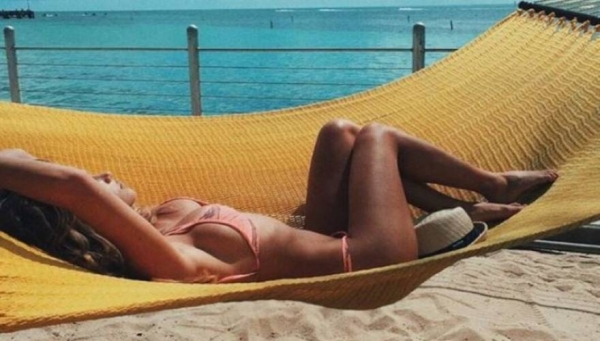 Cindy Prado: Το «καυτό» θηλυκό που έχει ρίξει το Instagram (φωτό)