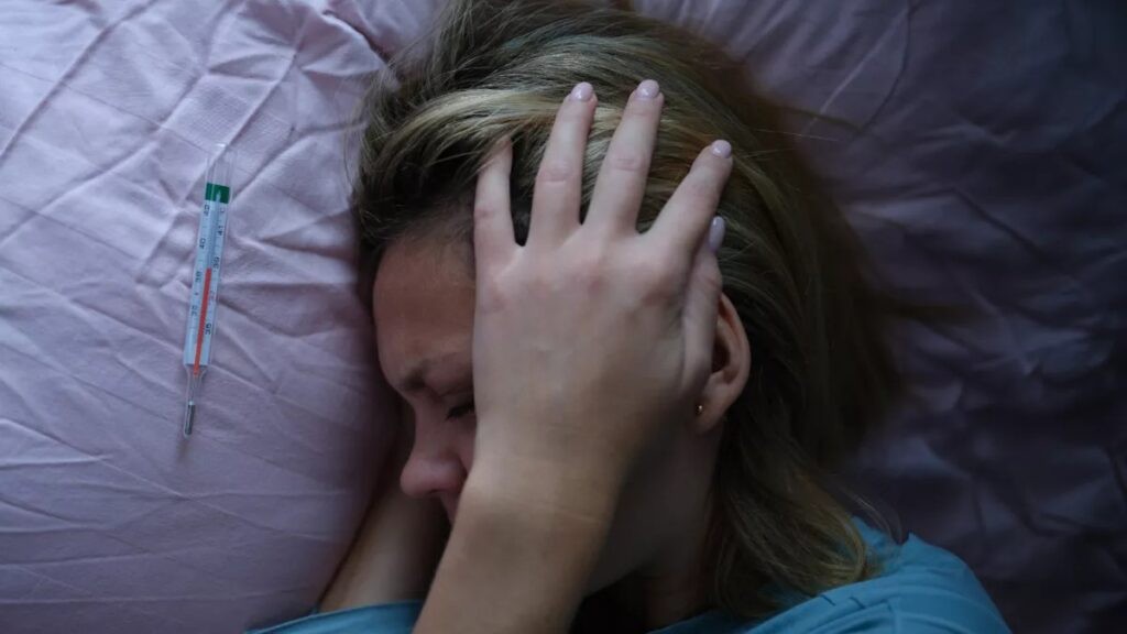 Μηνιγγίτιδα: Μπορεί να οδηγήσει σε θάνατο σε λίγες ώρες; Τα συμπτώματα και η πρόληψη