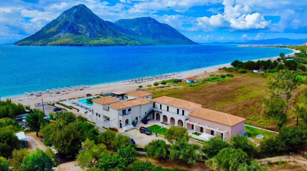 Ζητείται κοπέλα για εργασία στο Costa Ionica Hotel στο Μύτικα Αιτωλοακαρνανίας