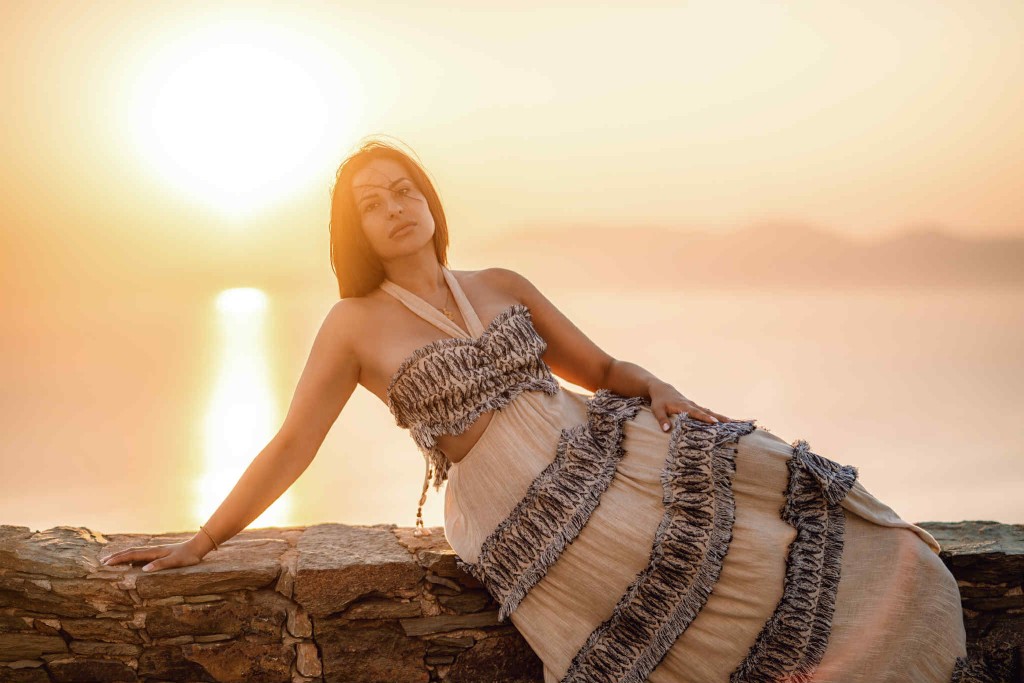 Ηλιάννα Ζέρβα: Προκαλεί «Πυρηνική καταστροφή» με το τραγούδι που της έγραψε ο Πέτρος Ίμβριος!