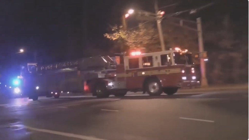 Social Scream - &quot;Life Remains: - (αφιερωμένο στους πυροσβέστες)