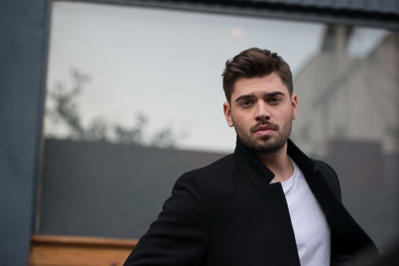 Μάκης Μπερδές – «Δε Θυμάμαι» | Νέο Τραγούδι &amp; Music Video