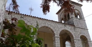 Ιερός Ναός Αγίου Νεκταρίου στο Θέρμου