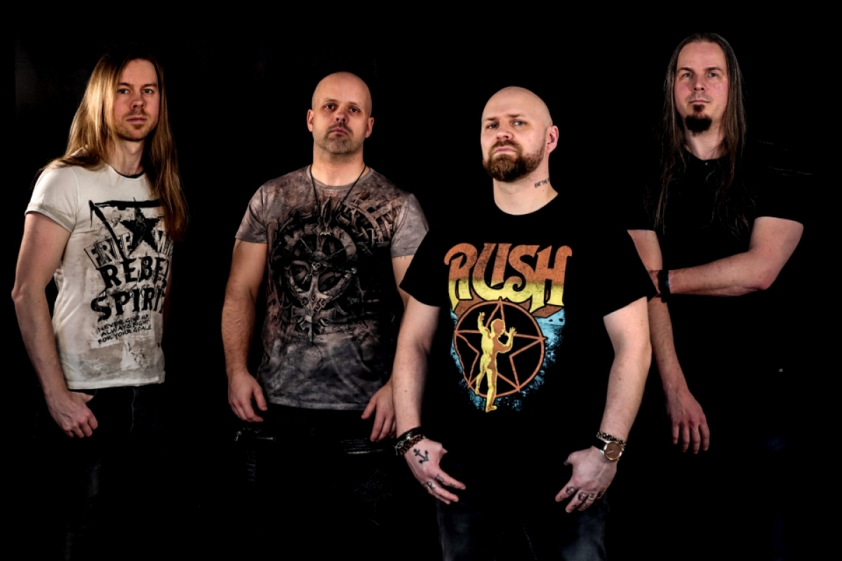 NEΟ βίντεο κλιπ για τους PITCH BLACK MENTALITY (&quot;Fortress&quot; μέσα από το άλμπουμ &quot;World Final Wake&quot;)