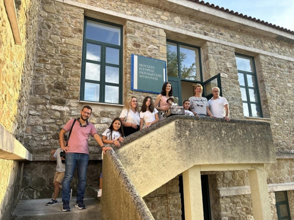 Το άνοιγμα από «Το σεντούκι του παππού» της Αριάδνης Δάντε σε όλη την οικογένεια