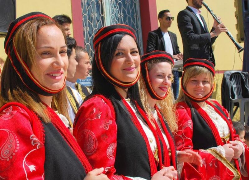 Tα χορευτικά του εορτασμού της Ζωοδόχου Πηγής στην Κανδήλα (φωτο)