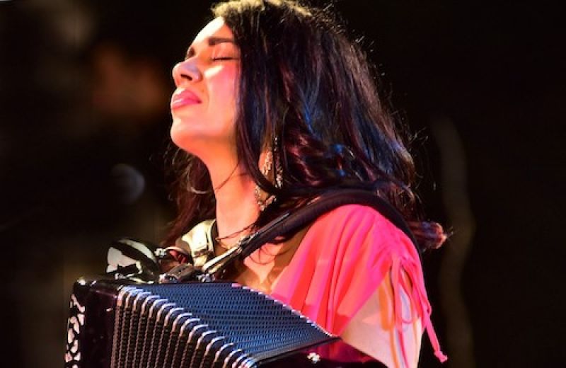 Πρεμιέρα: «Έτσι είν’ η… Ζωή» με τη Ζωή Τηγανούρια στο El Convento del Arte - 26/10