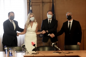 Σπήλιος Λιβανός : Καλωσορίζω έναν έμπειρο, οραματικό πολιτικό – αποχαιρετώ μία πολύτιμη συνεργάτη