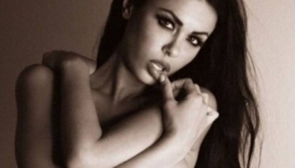 Sabella Shake: &quot;Τσακίζει&quot; το Instagram με τις πόζες της! [φωτό]