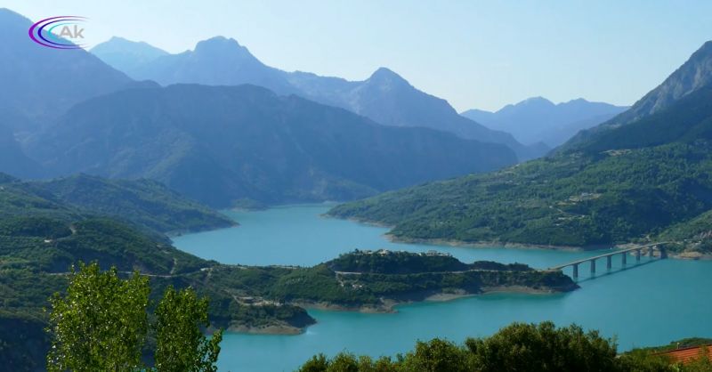 Η Λίμνη των Κρεμαστών (Βίντεο)