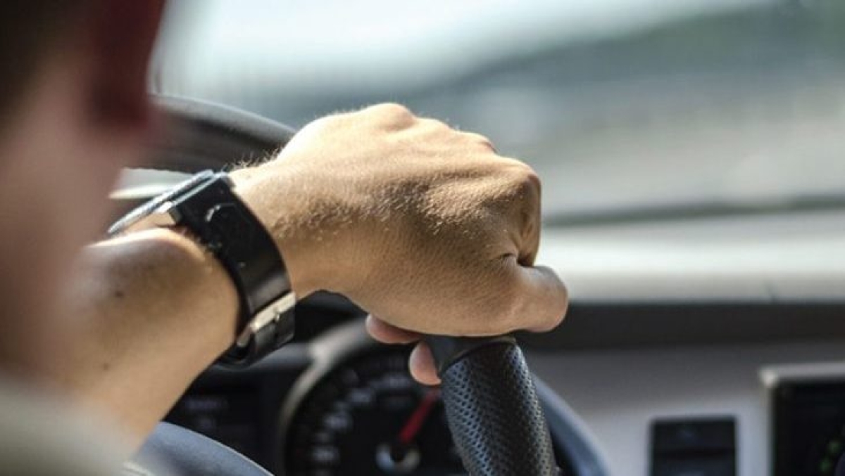 Ζητείται οδηγός – διανομέας σε επιχείρηση του Αγρινίου