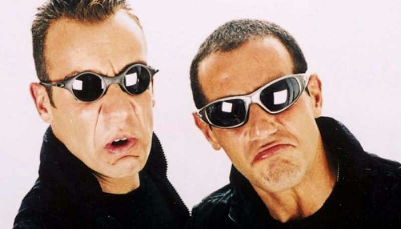 «Ρωσική δε βάζω!»: Το «επίκαιρο» σκετς Καλυβάτση-Κανάκη είναι τόσο καμένο που ξανάγινε viral 25 χρόνια μετά