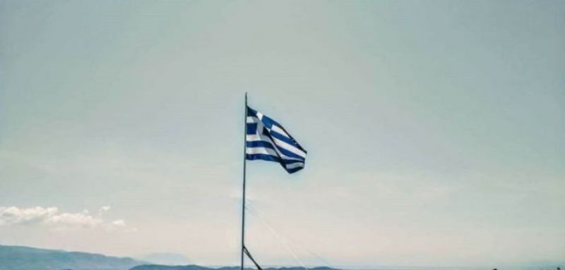 Ελληνική σημαία: H ιστορία, η σημασία και οι κανόνες του εθνικού μας συμβόλου