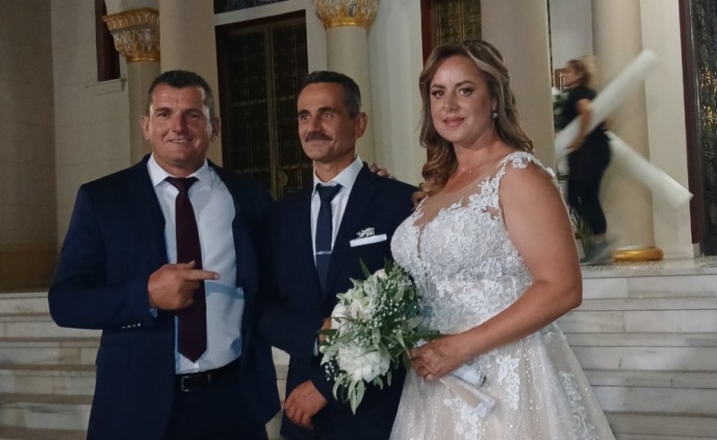 Αγρίνιο- Γιάννης Παπαθανάσης: Παντρεύτηκε ο «Σταύρακας» του καφέ της Χαράς