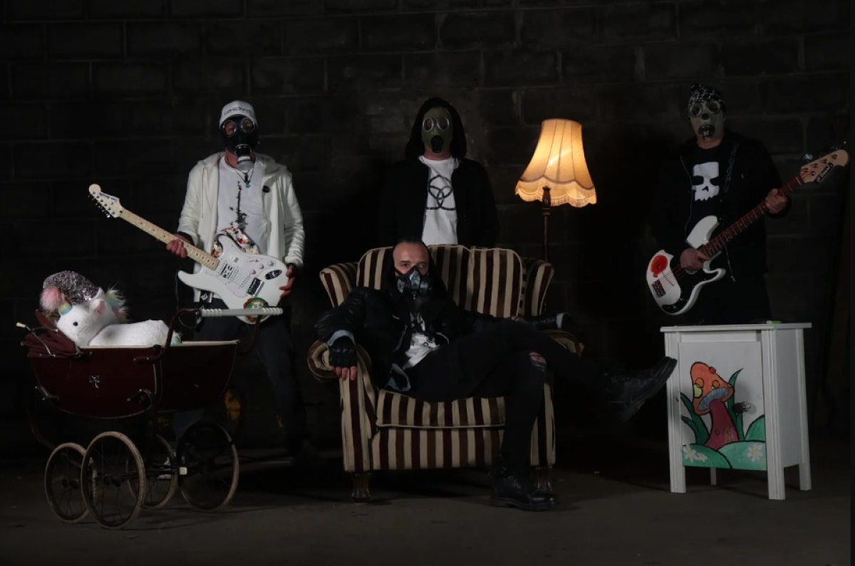 CHIRAL – Nέο Single &quot;In The Company Of Wolves&quot;