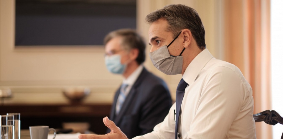 Κορονοϊός: Μητσοτάκης για lockdown, σχολεία, ΕΣΥ και ψεκασμένους αρνητές