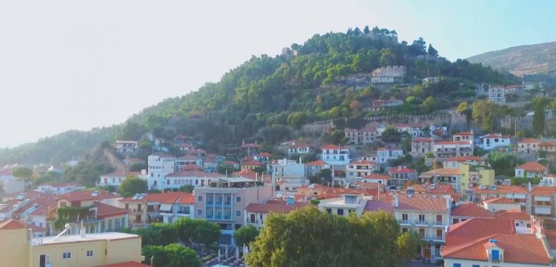 Η Ναύπακτος και το εντυπωσιακό της κάστρο από ψηλά (video)