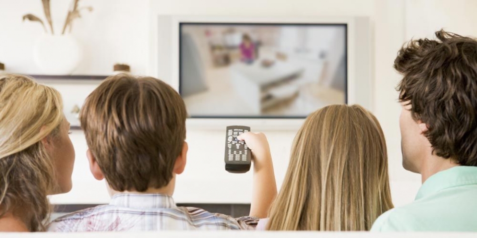 Πώς επιδρά η τηλεόραση στις διατροφικές μας συνήθειες