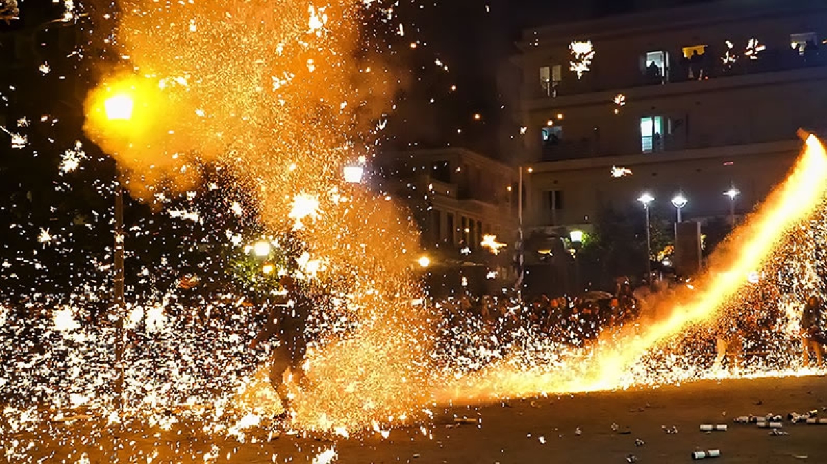 Το έθιμο με τα Χαλκούνια και φέτος στο Αγρίνιο (βίντεο)