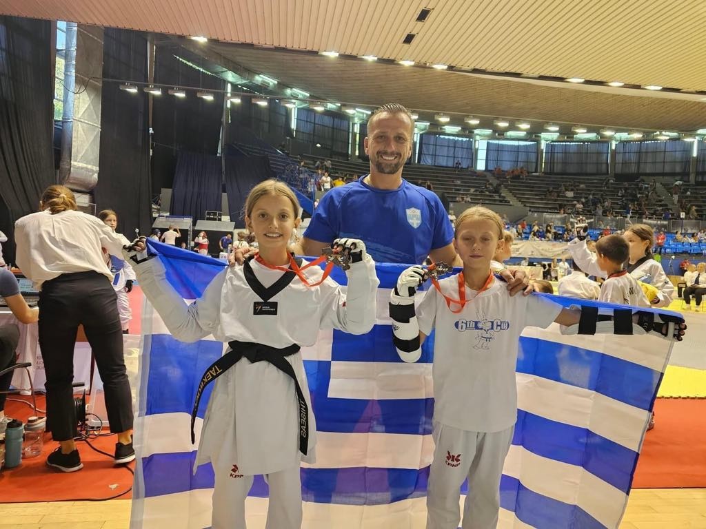 Κακαρέλης: «Δυο χάλκινα μετάλλια για τις πριγκιπέσσες μου» - Αγωνίστηκαν σε διεθνές πρωτάθλημα Taekwondo