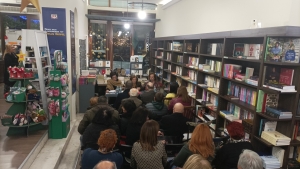Πλήθος κόσμου παρέστη στην παρουσίαση των βιβλίων της κας Καίτης Φλώκου-Κώτσα στο ΒΙΒΛΙΟΤΡΟΠΙΟ