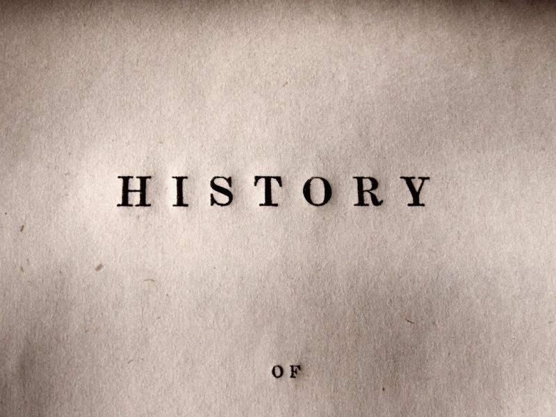 Η Ιστορία επαναλαμβάνεται σαν φάρσα