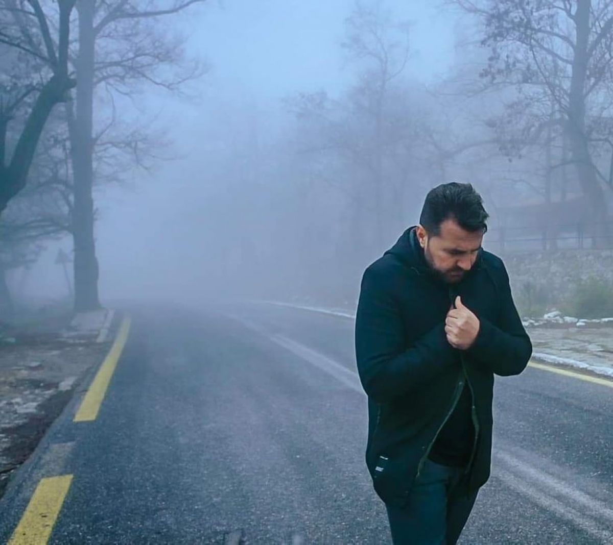 Λορέντζος Γκρέτσας: Κυκλοφόρησε το νέο του τραγούδι με τίτλο «Μία δικαιολογία»